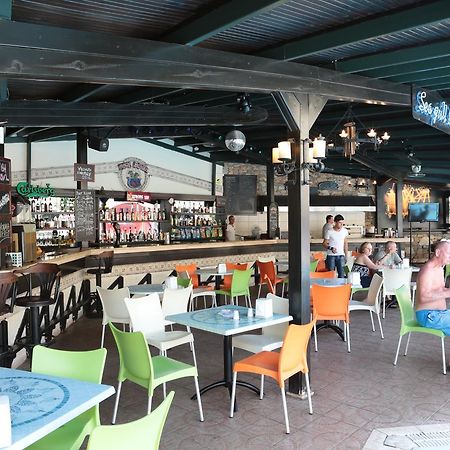 Club Turquoise Apart Мармарис Екстериор снимка