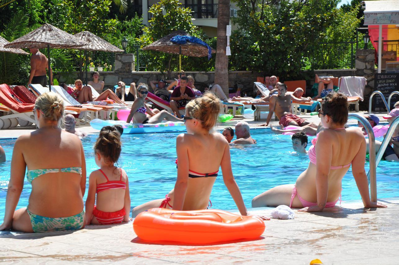 Club Turquoise Apart Мармарис Екстериор снимка