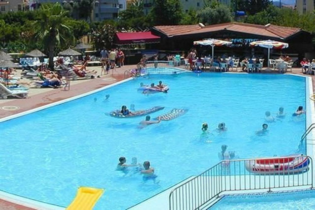 Club Turquoise Apart Мармарис Екстериор снимка